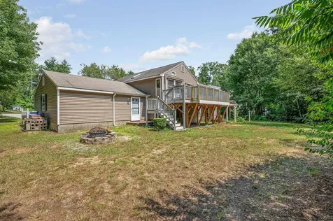 10 Wagner Way Hudson NH 03051