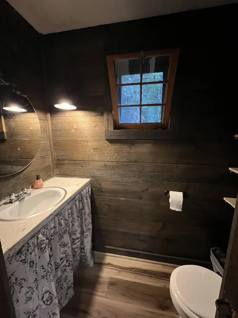 571 Elm Street Milford NH 03055