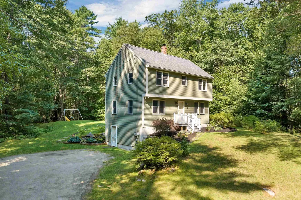 11 Moose Run Barrington NH 03825