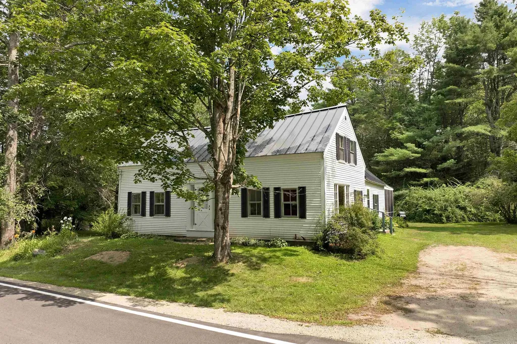 677 Pine Hill Road Wolfeboro NH 03894
