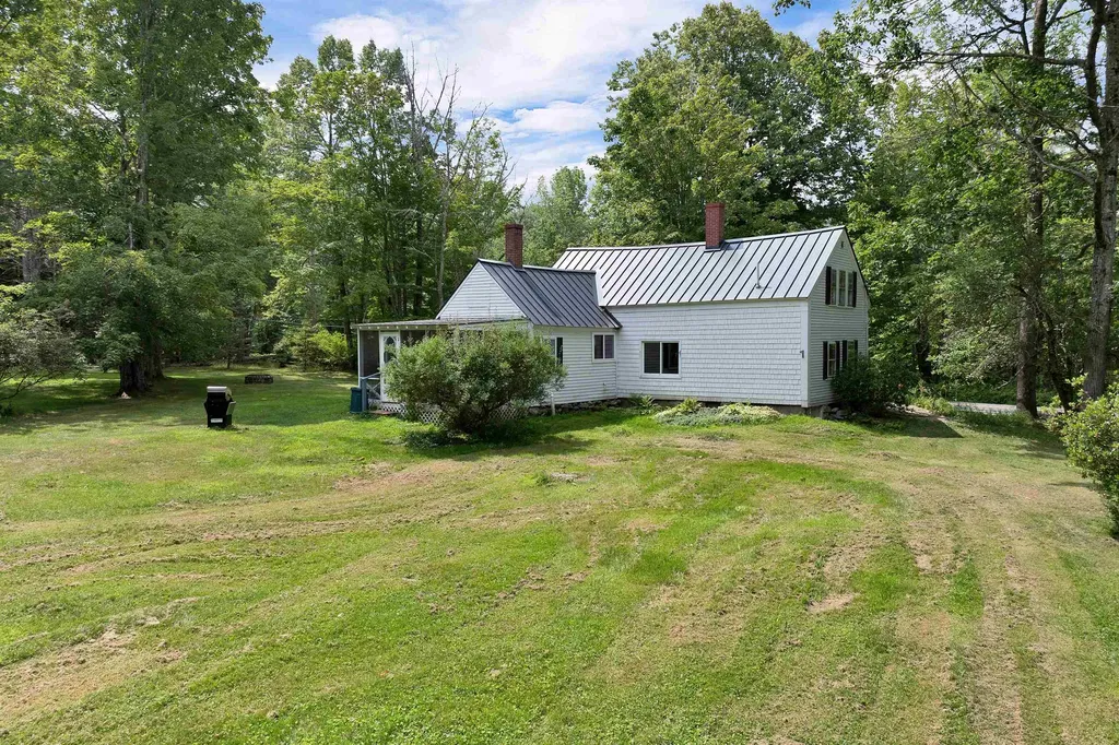 677 Pine Hill Road Wolfeboro NH 03894