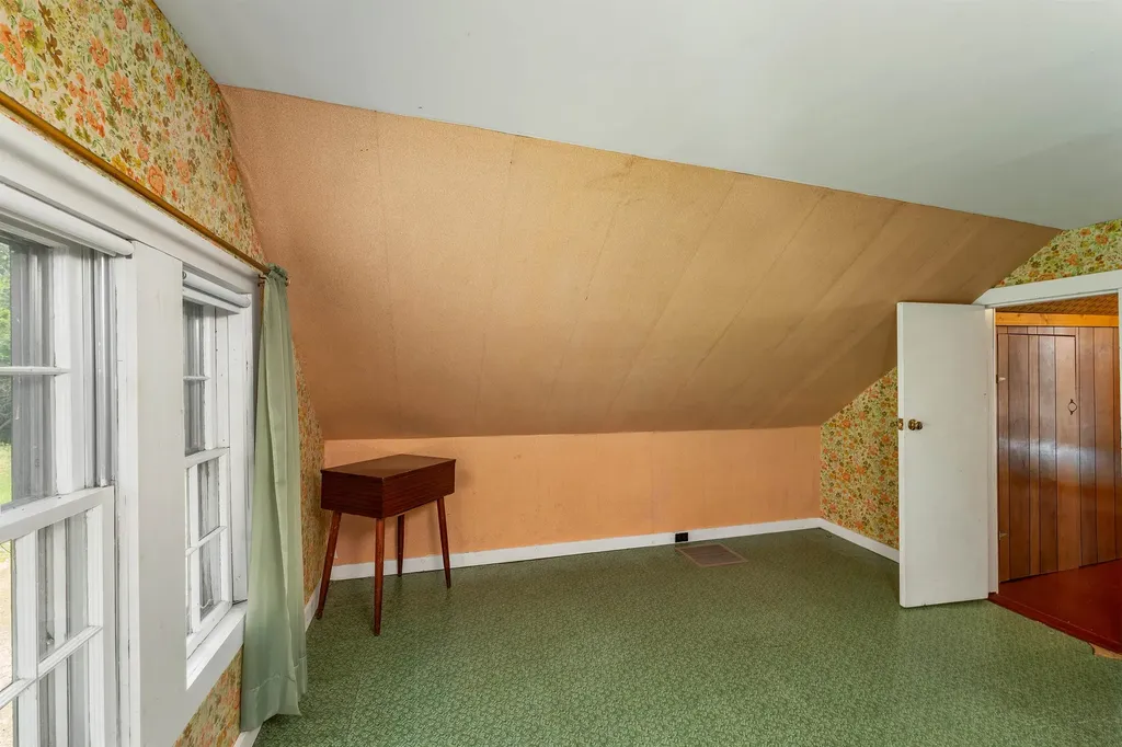 677 Pine Hill Road Wolfeboro NH 03894