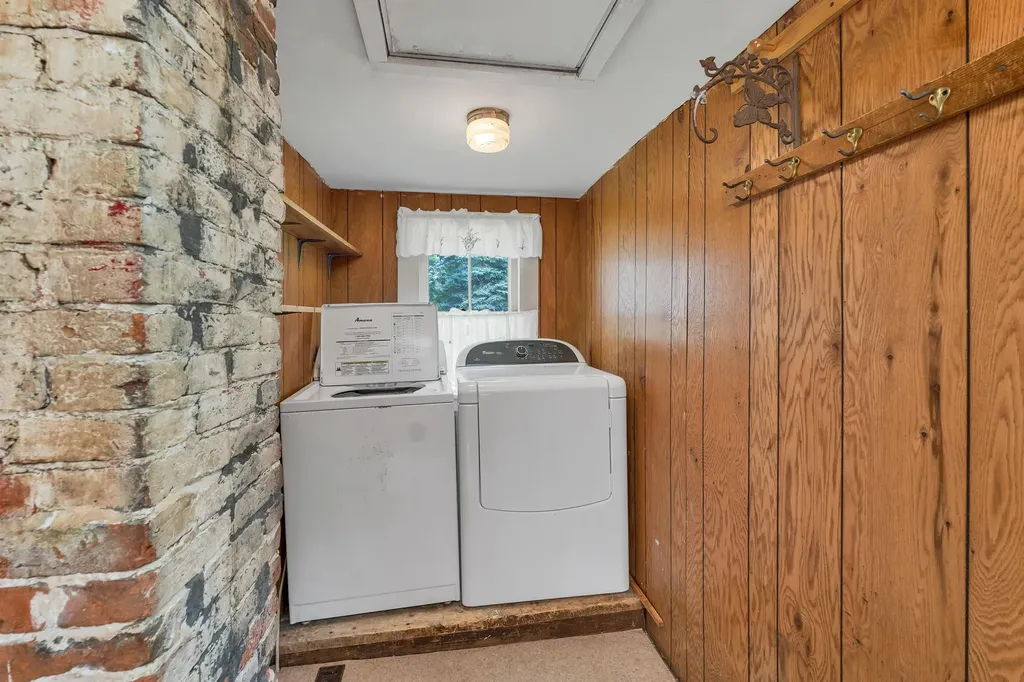 677 Pine Hill Road Wolfeboro NH 03894