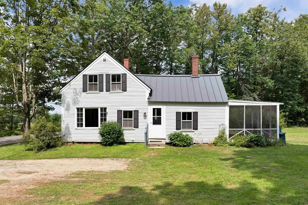 677 Pine Hill Road Wolfeboro NH 03894