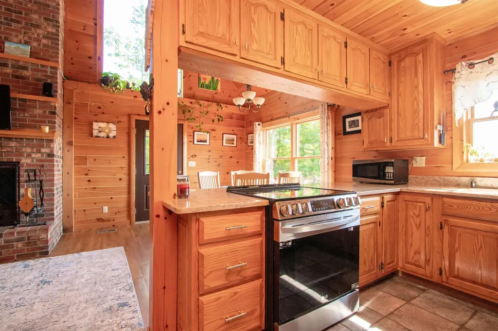 2863 Berry Hill Road Sheffield VT 05866