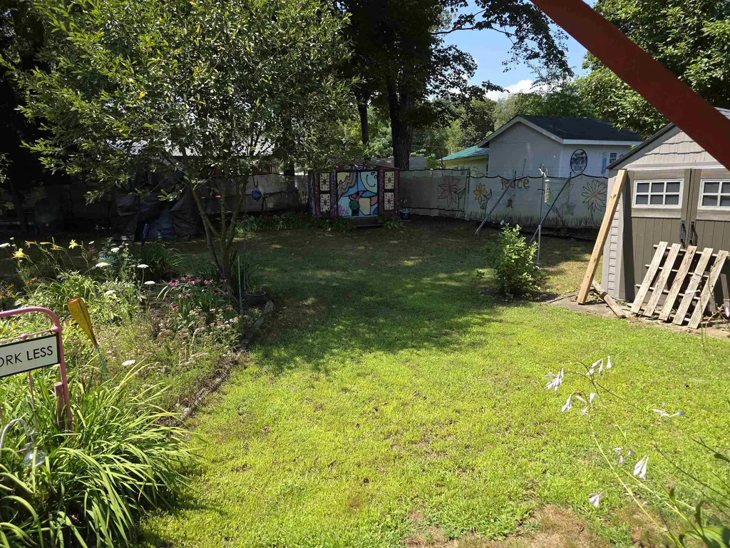 10 Clark Street Springfield VT 05150