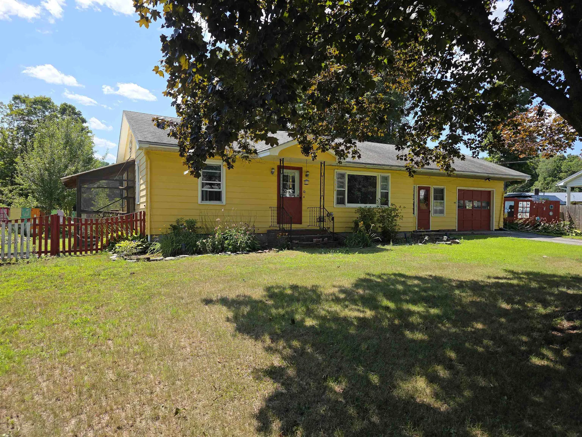 10 Clark Street Springfield VT 05150