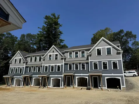 15 Lenox Drive Dover NH 03820