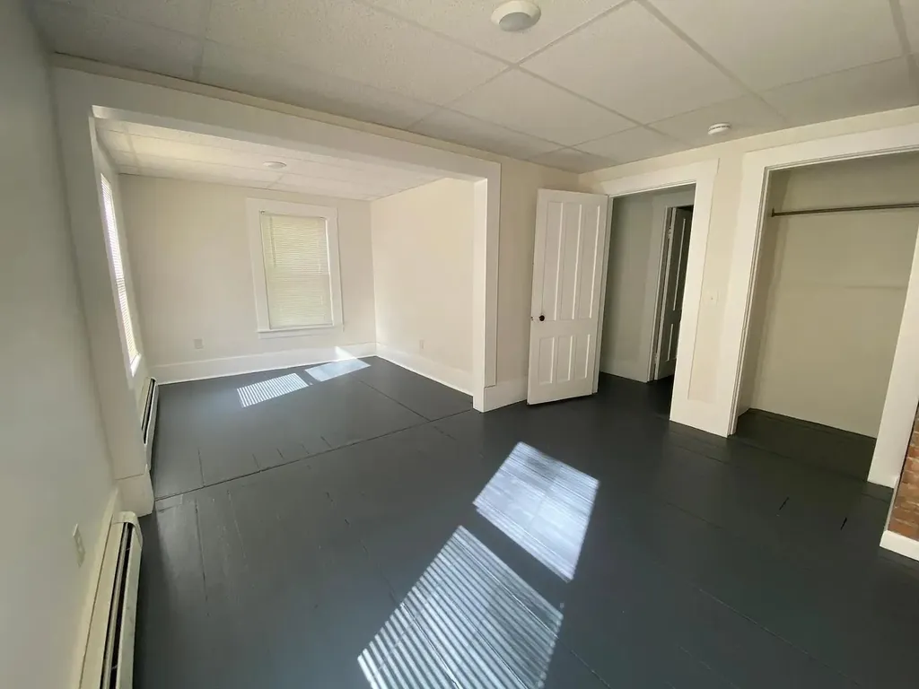 212 Pleasant Street Newport City VT 05855