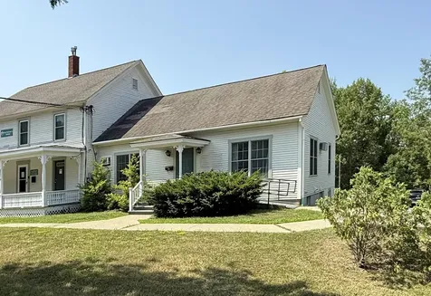 102 Court Street Middlebury VT 04753
