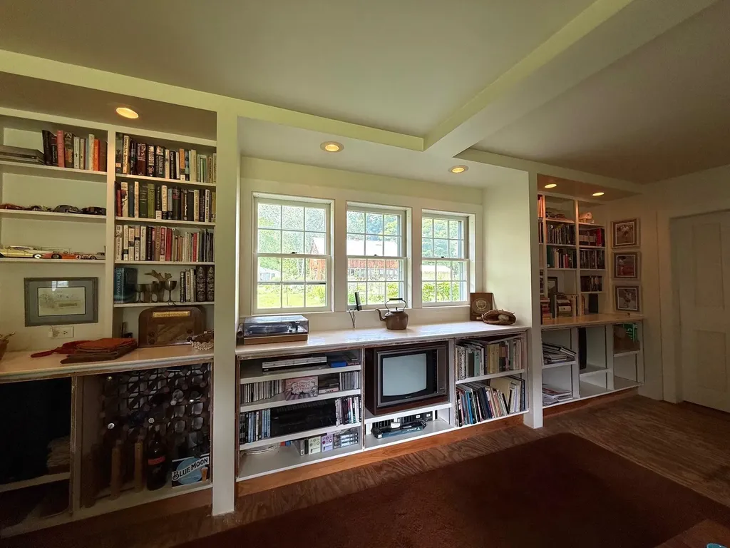 3298 Houghtonville Road Grafton VT 05146