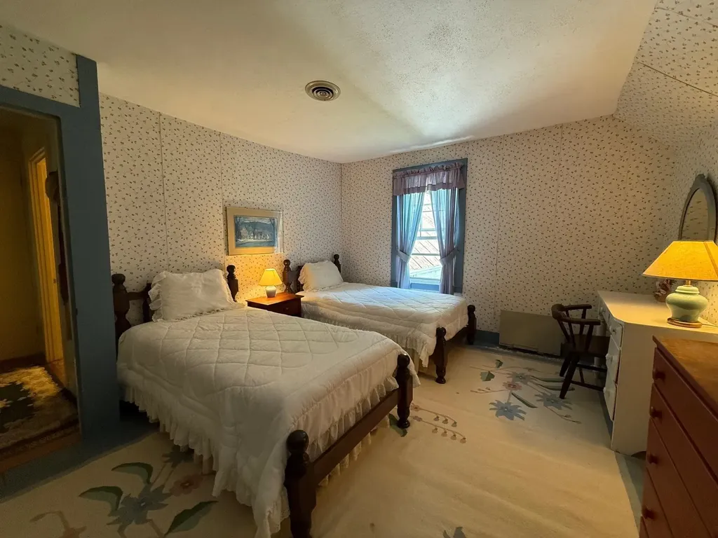 3298 Houghtonville Road Grafton VT 05146