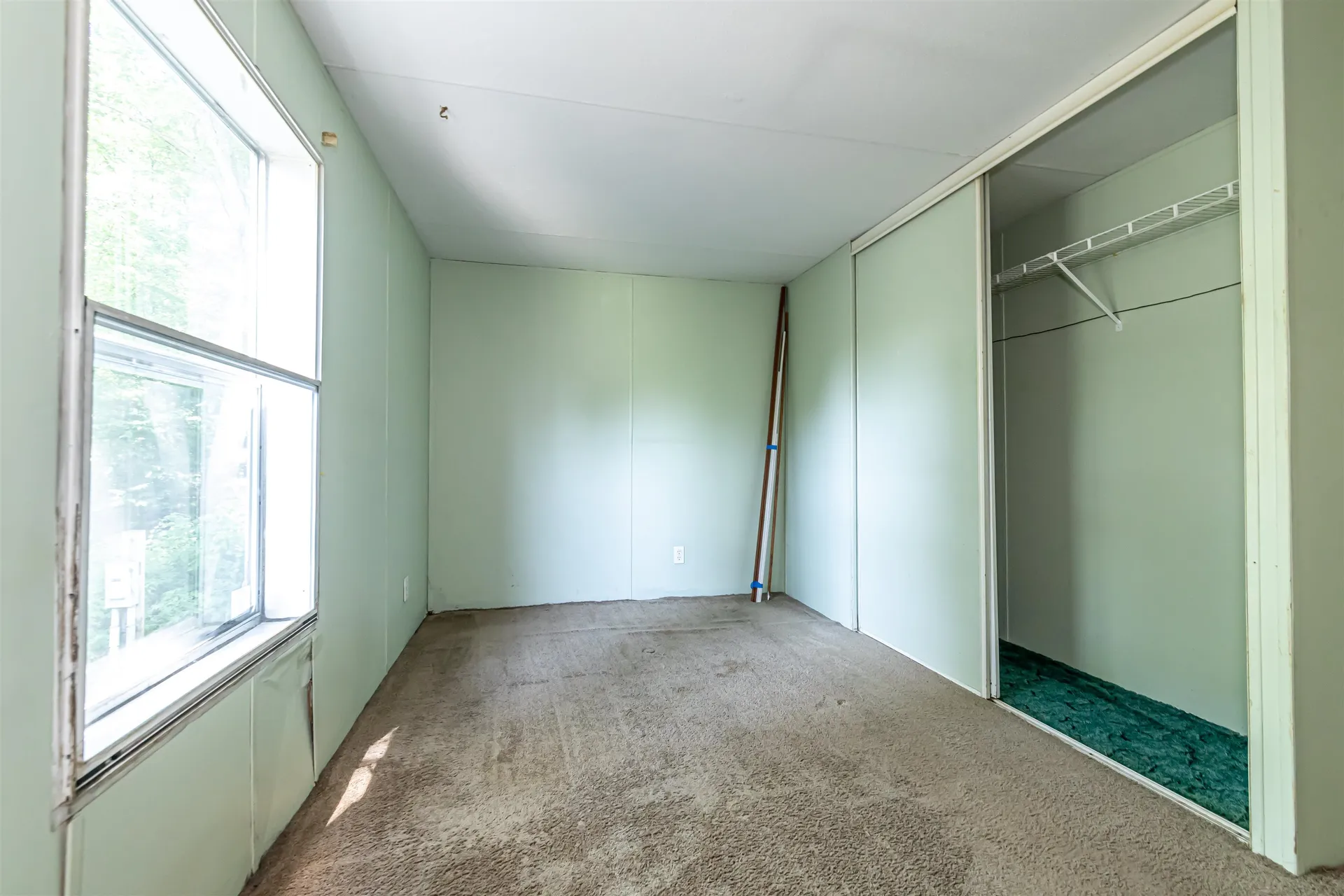 6 Jackson Avenue Allenstown NH 03275