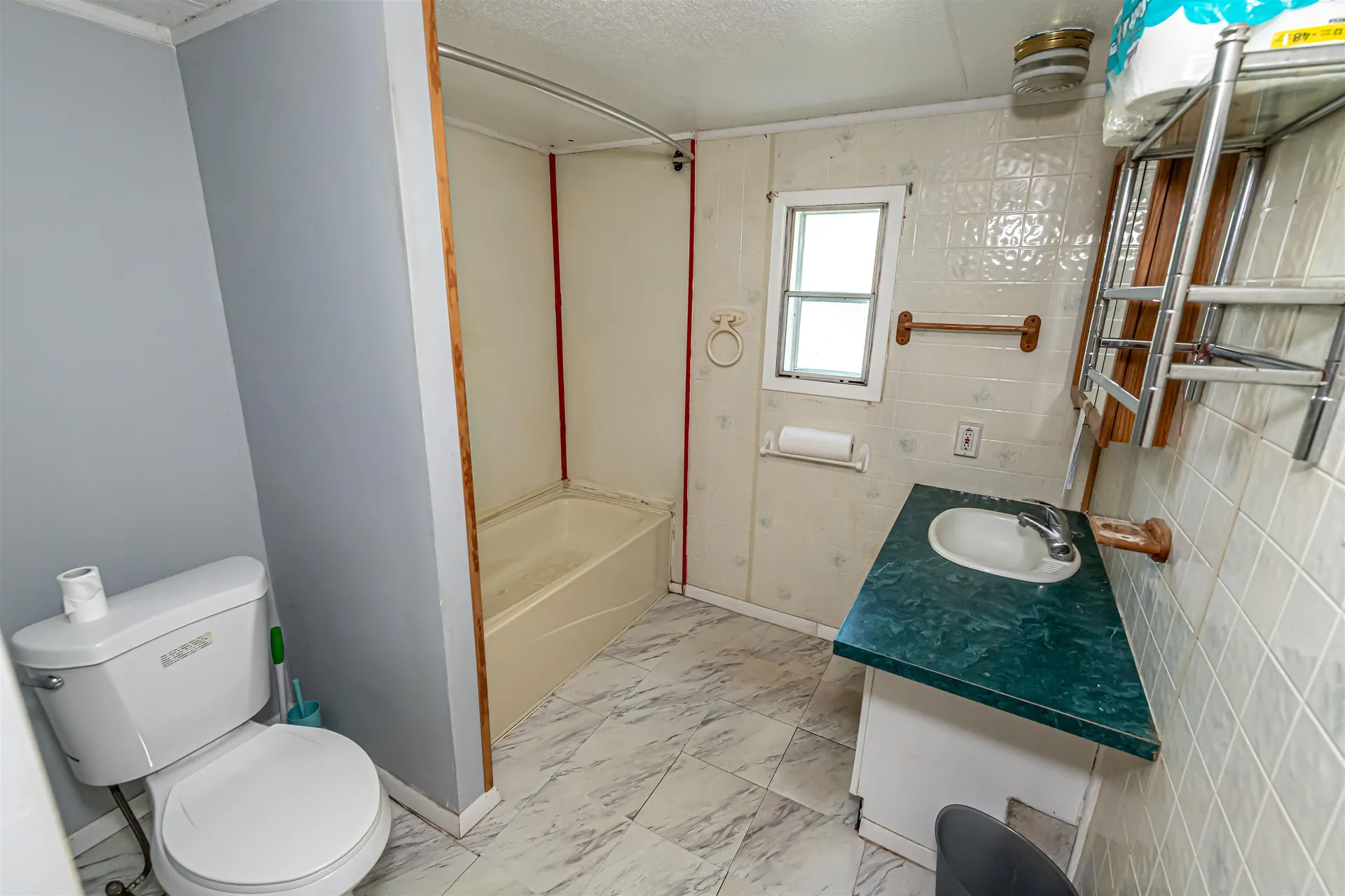 6 Jackson Avenue Allenstown NH 03275