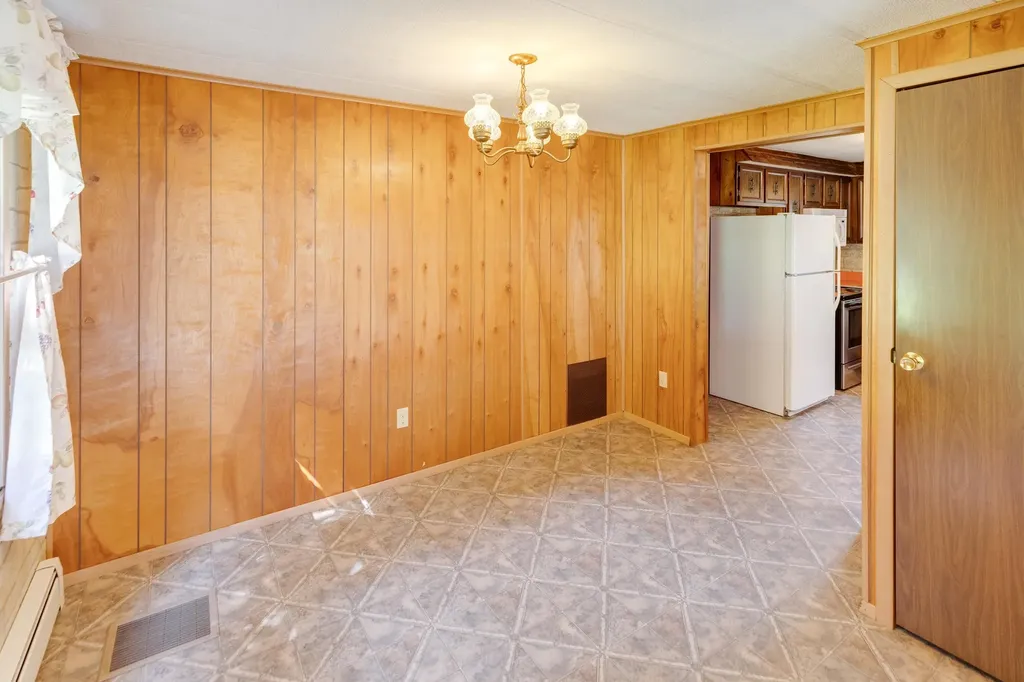 383 Daniel Webster Highway Plymouth NH 03264