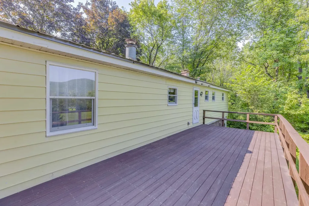 383 Daniel Webster Highway Plymouth NH 03264