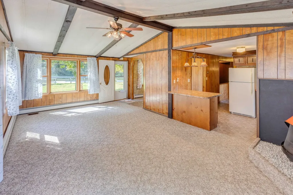 383 Daniel Webster Highway Plymouth NH 03264