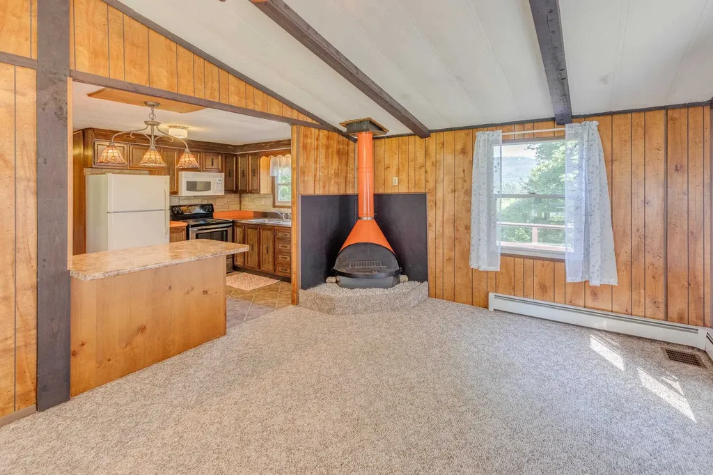 383 Daniel Webster Highway Plymouth NH 03264