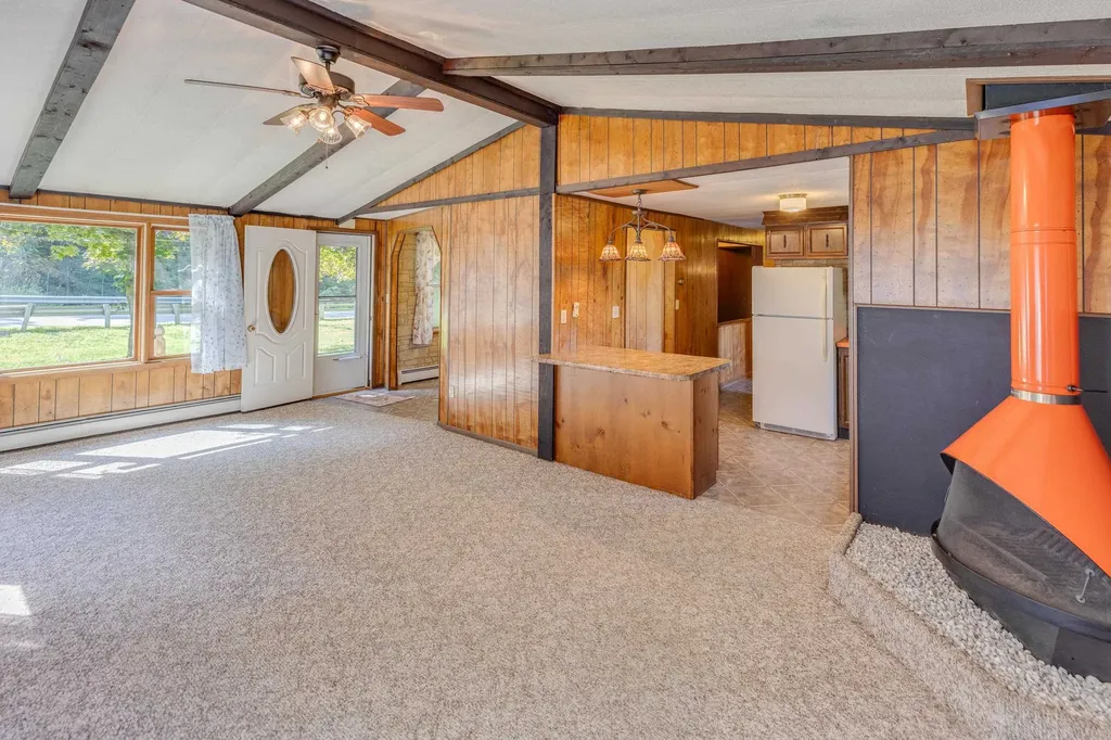 383 Daniel Webster Highway Plymouth NH 03264