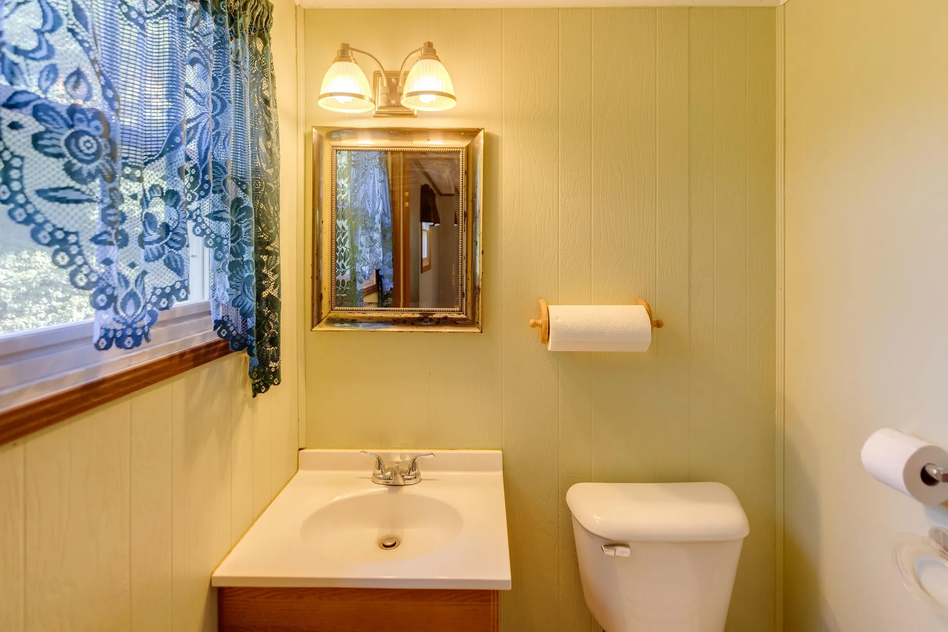 383 Daniel Webster Highway Plymouth NH 03264