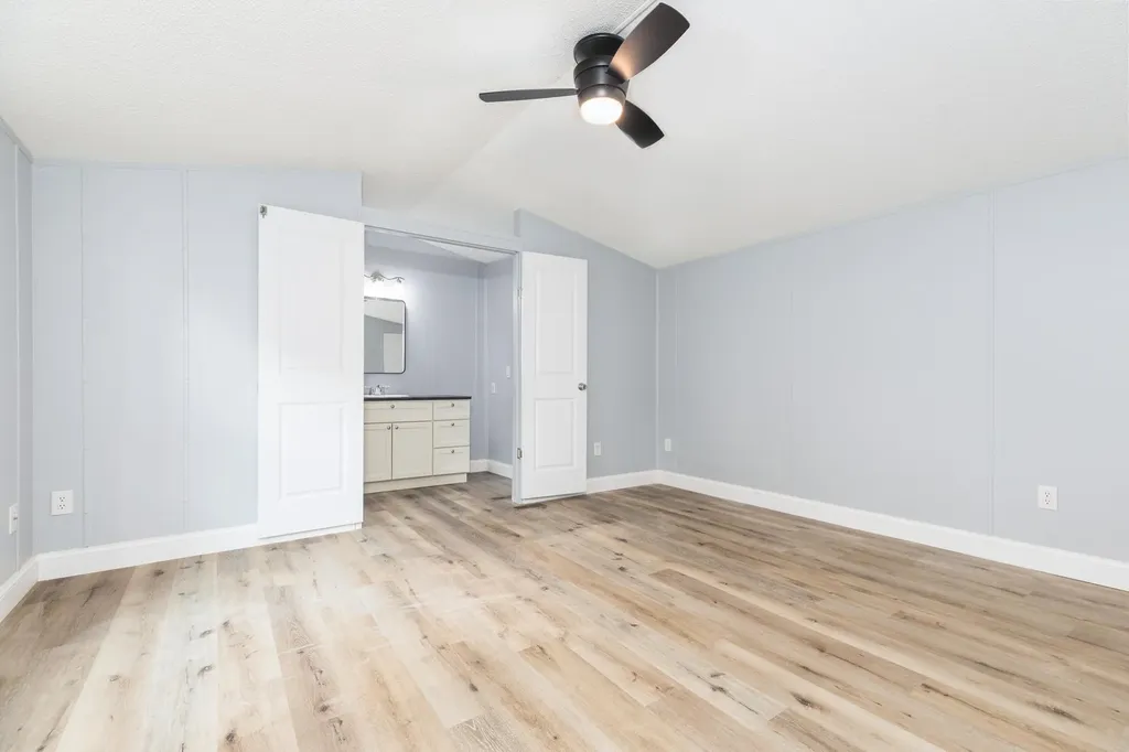 311 Friar Tuck Drive Exeter NH 03833