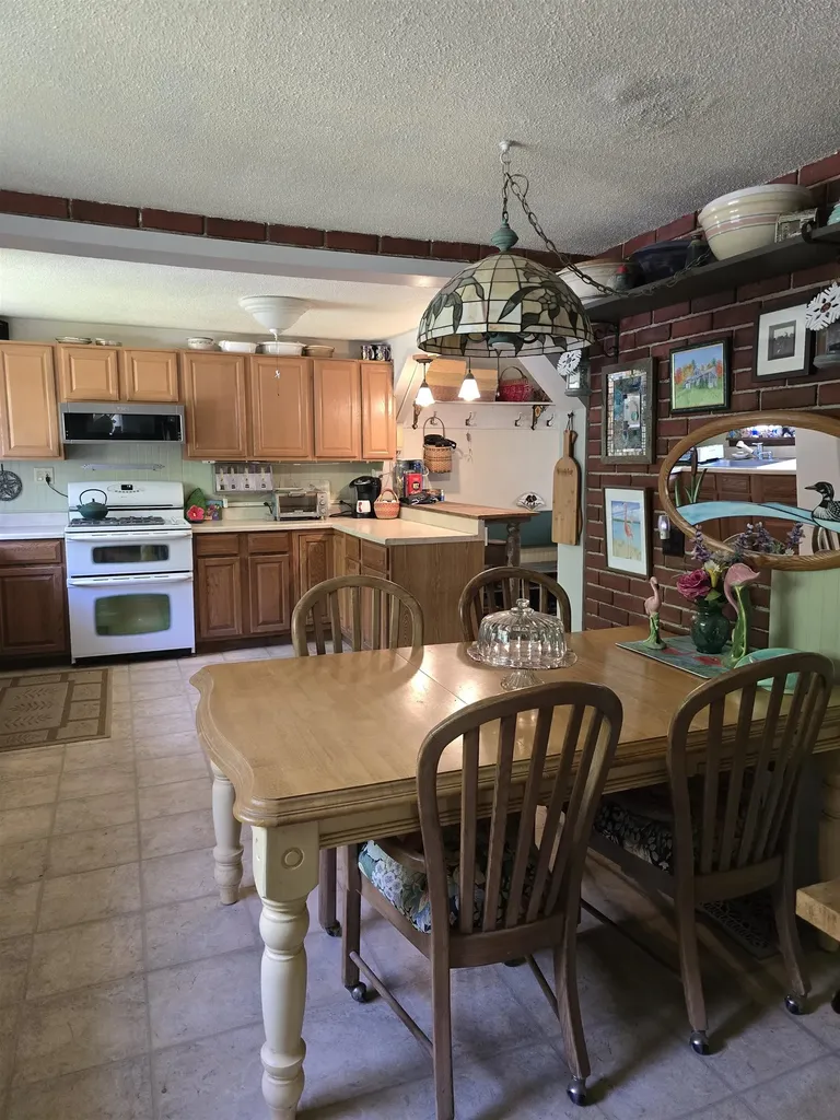 786 Washington Road Goshen NH 03752