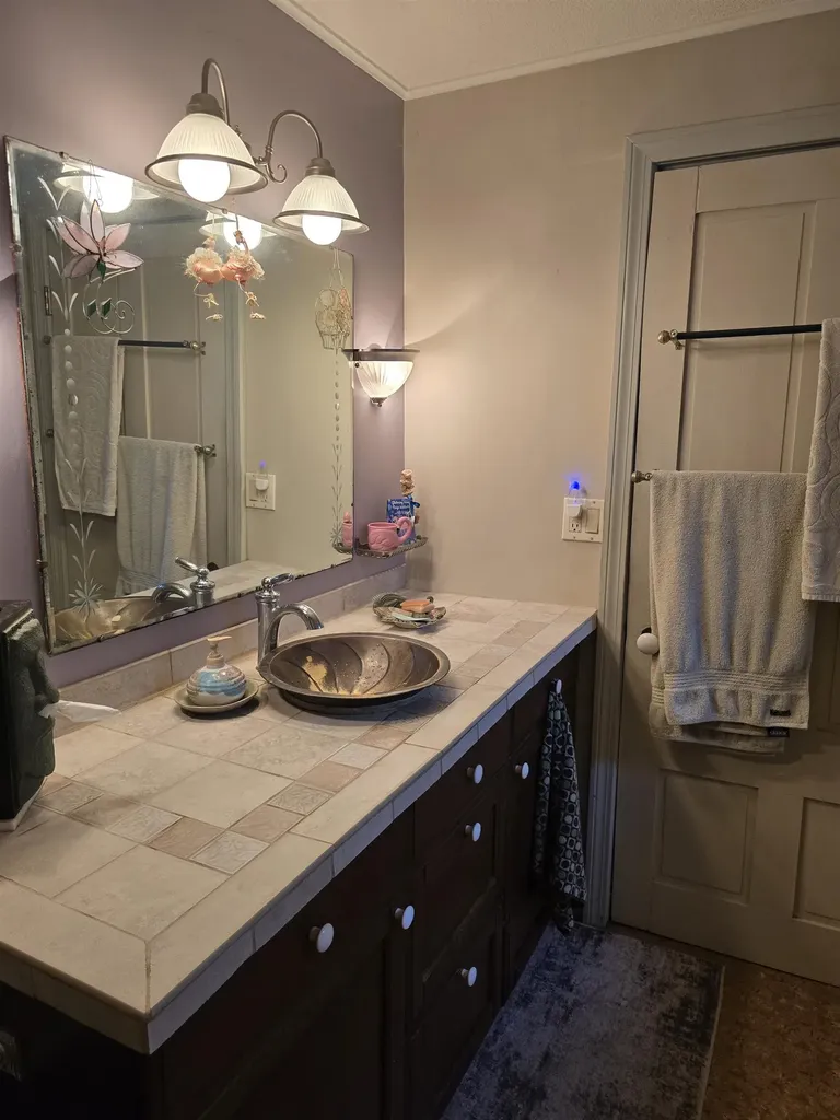 786 Washington Road Goshen NH 03752