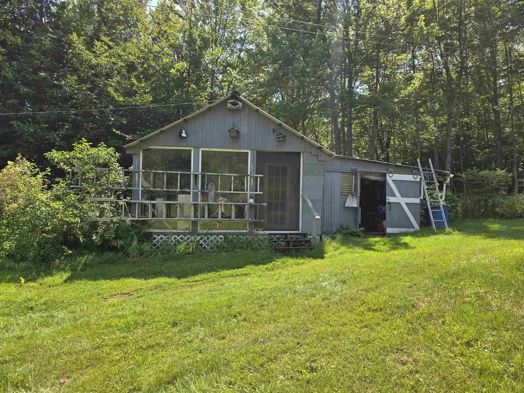 786 Washington Road Goshen NH 03752