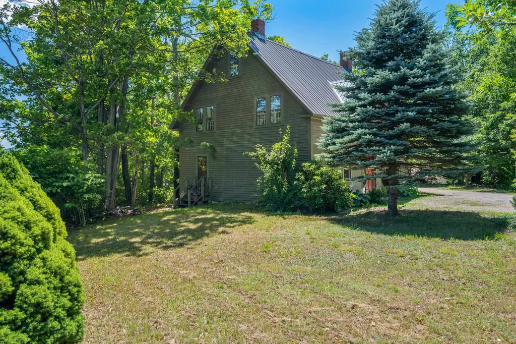 7 Goodrich Falls Road Bartlett NH 03838