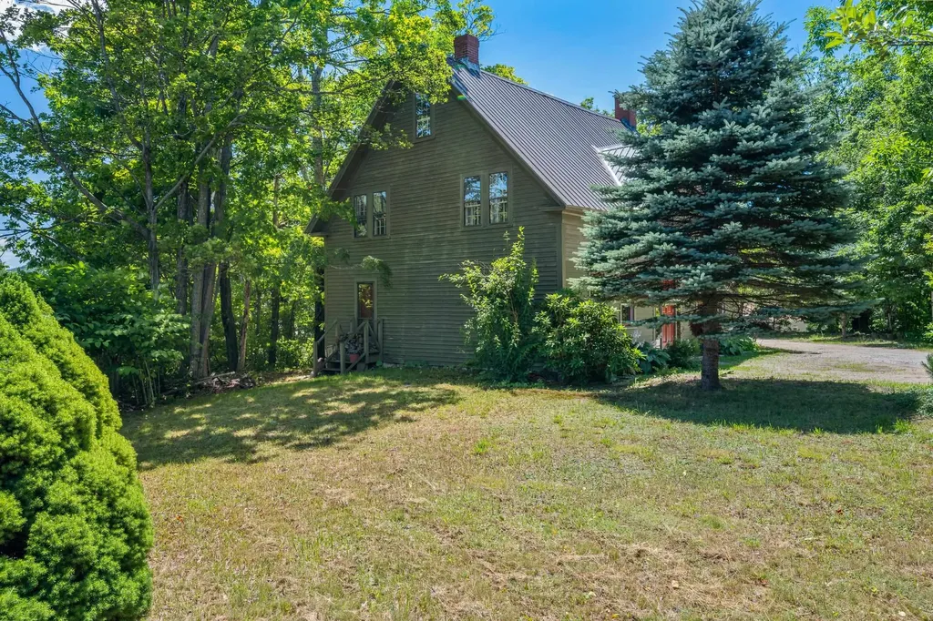 7 Goodrich Falls Road Bartlett NH 03838