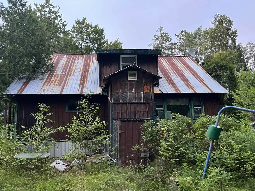 125 Mcconnell Pond Road Brighton VT 05846