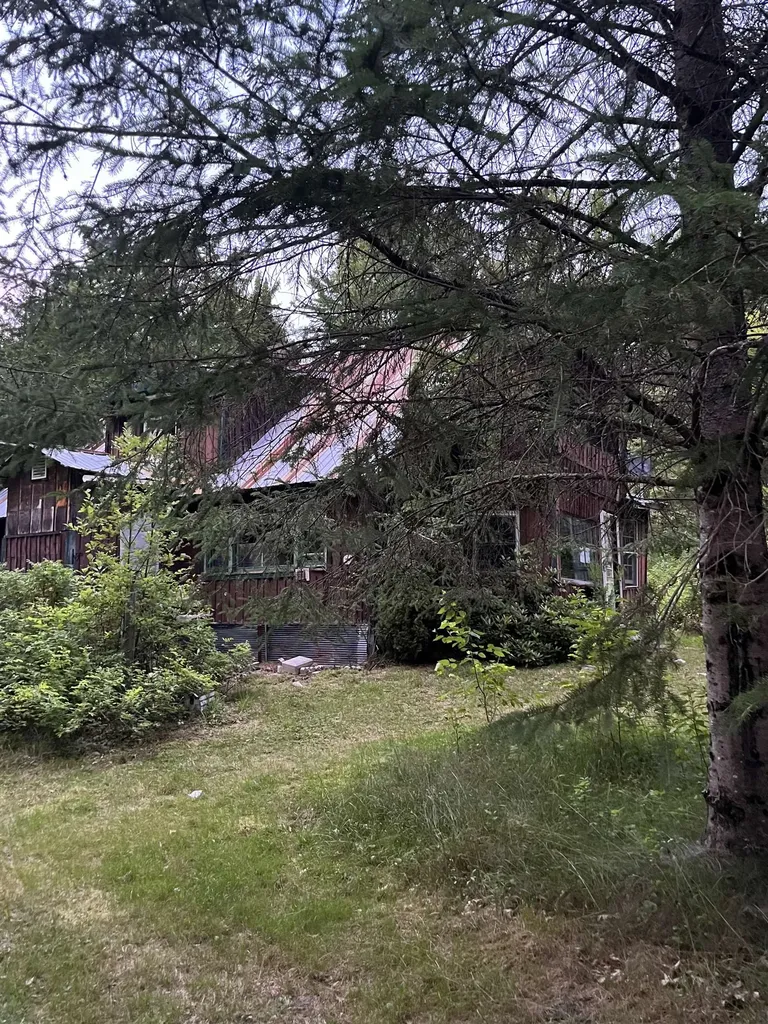 125 Mcconnell Pond Road Brighton VT 05846