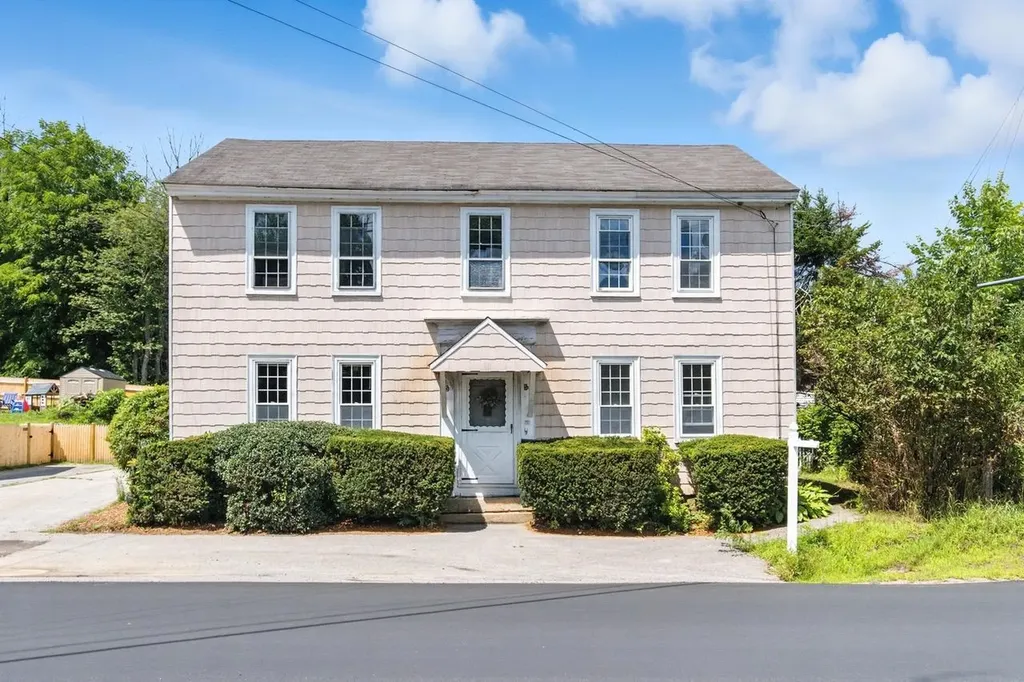 5 Concord Hill Road Pittsfield NH 03263