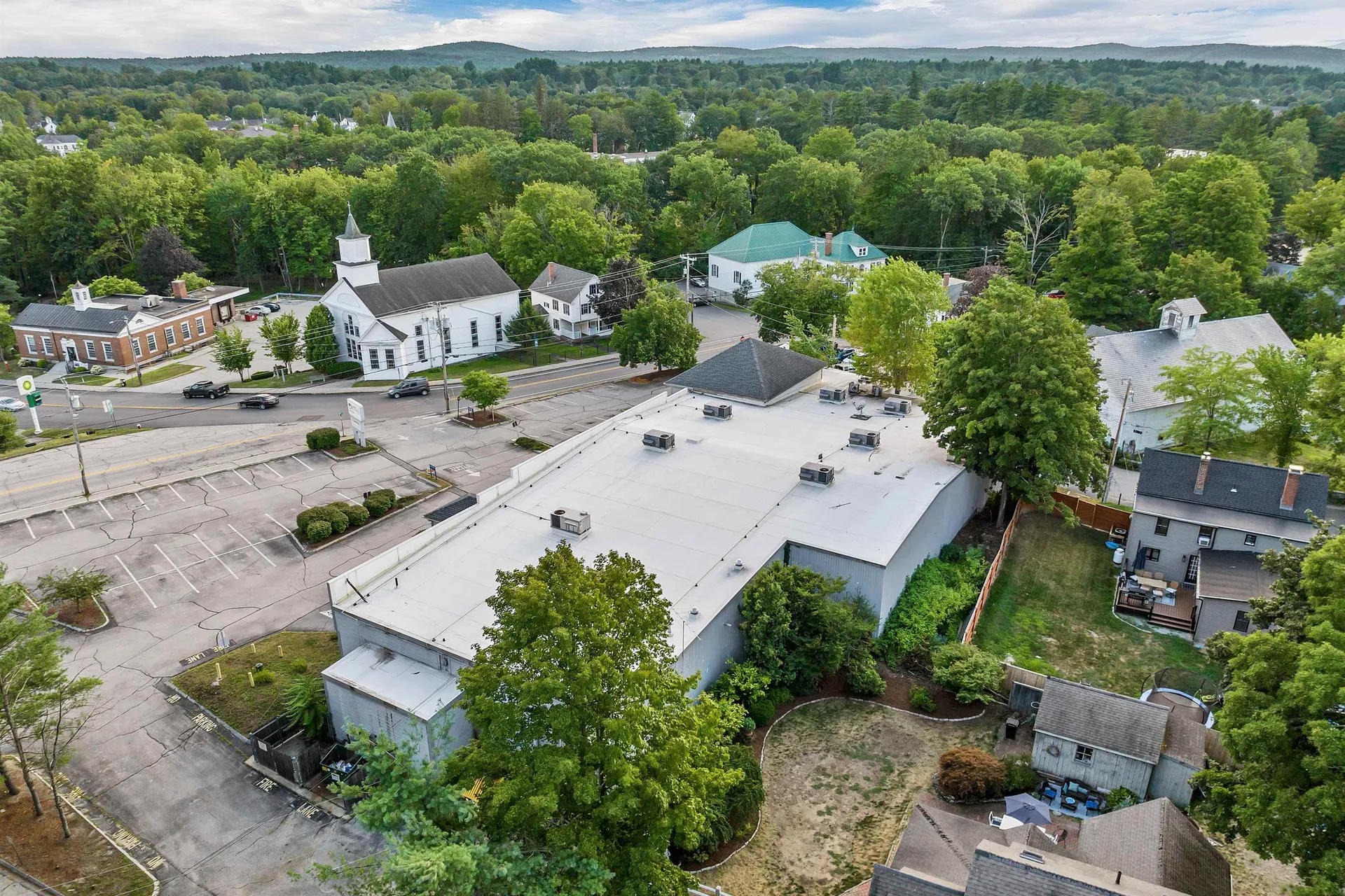 15 Mont Vernon Street Milford NH 03055