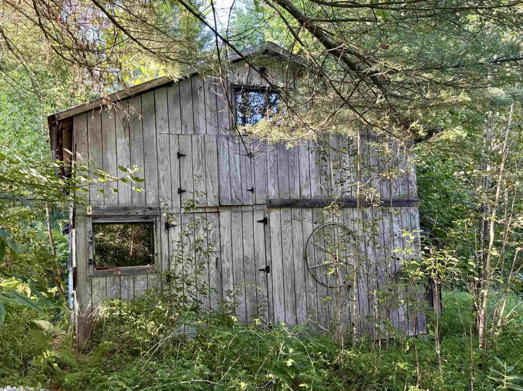 915 Maple Hill Road Barton VT 05822