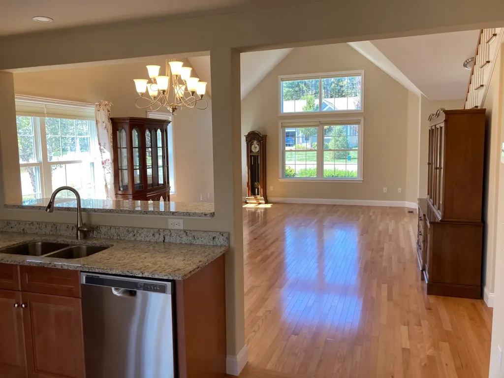 11 Three Ponds Drive Brentwood NH 03833