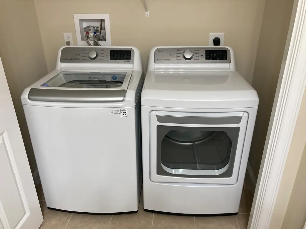 11 Three Ponds Drive Brentwood NH 03833