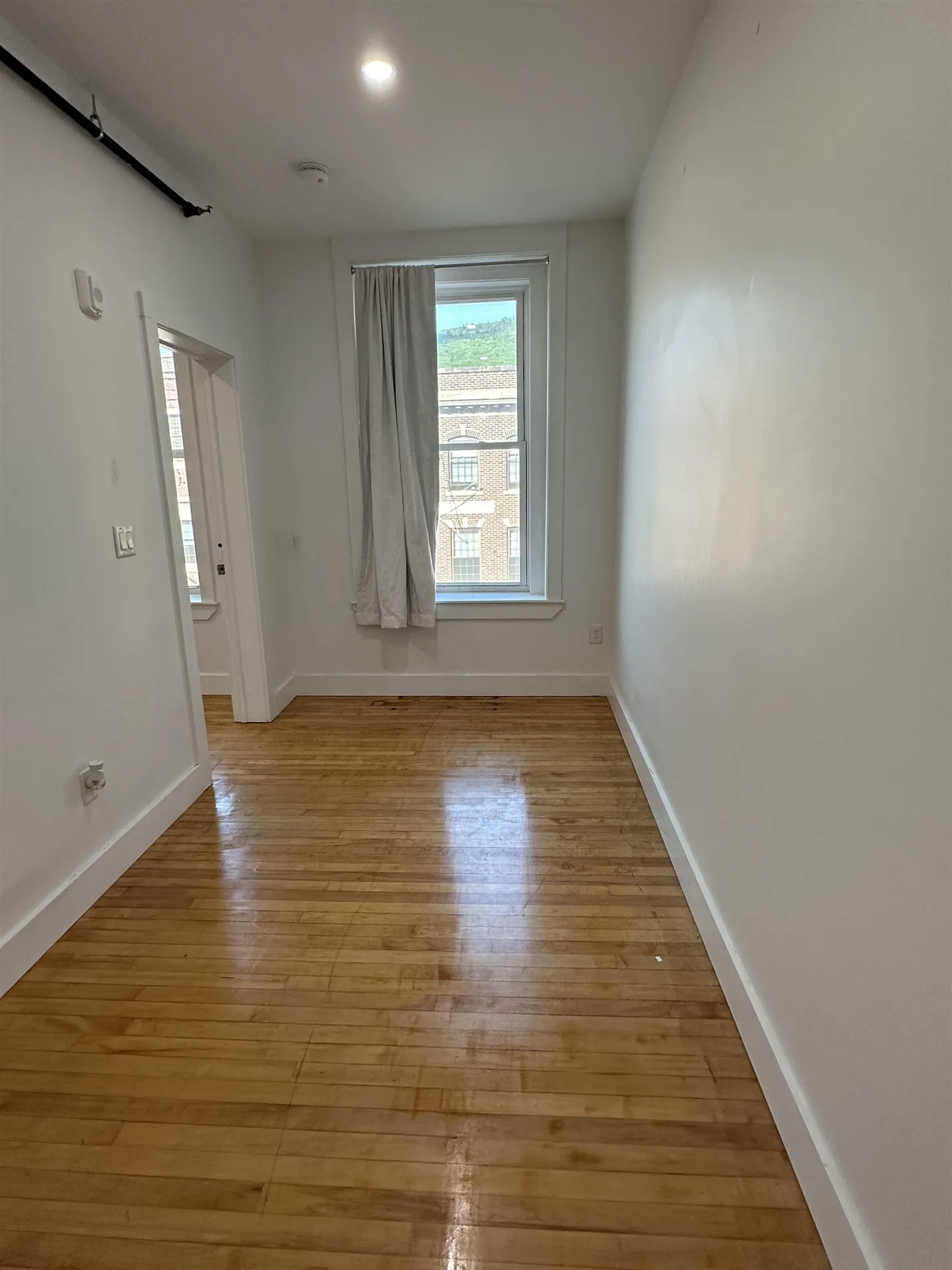 4 Elliot Street Brattleboro VT 05301