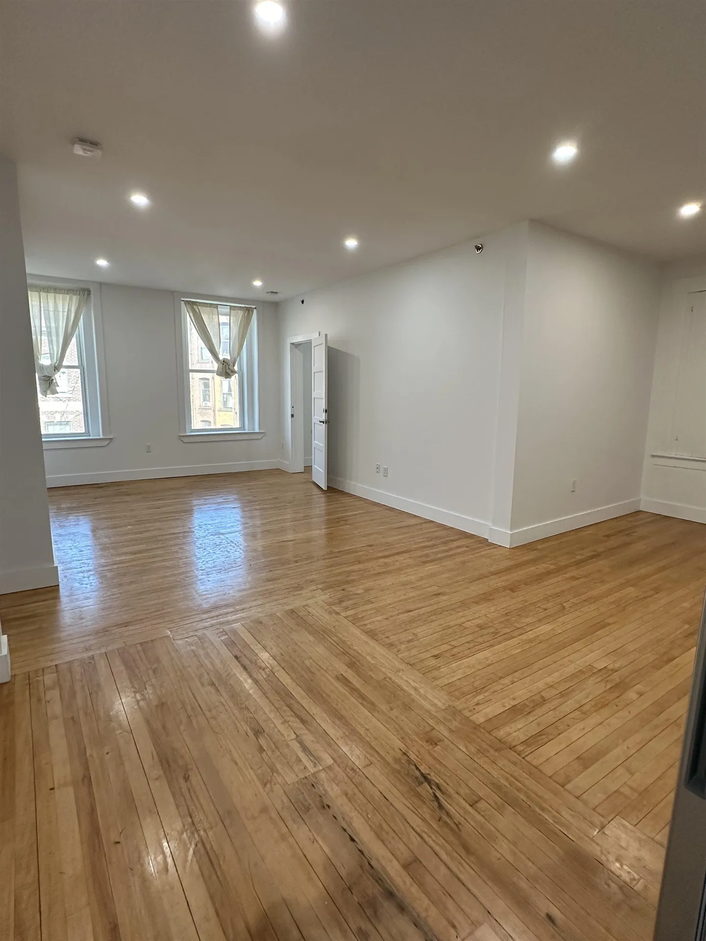 4 Elliot Street Brattleboro VT 05301