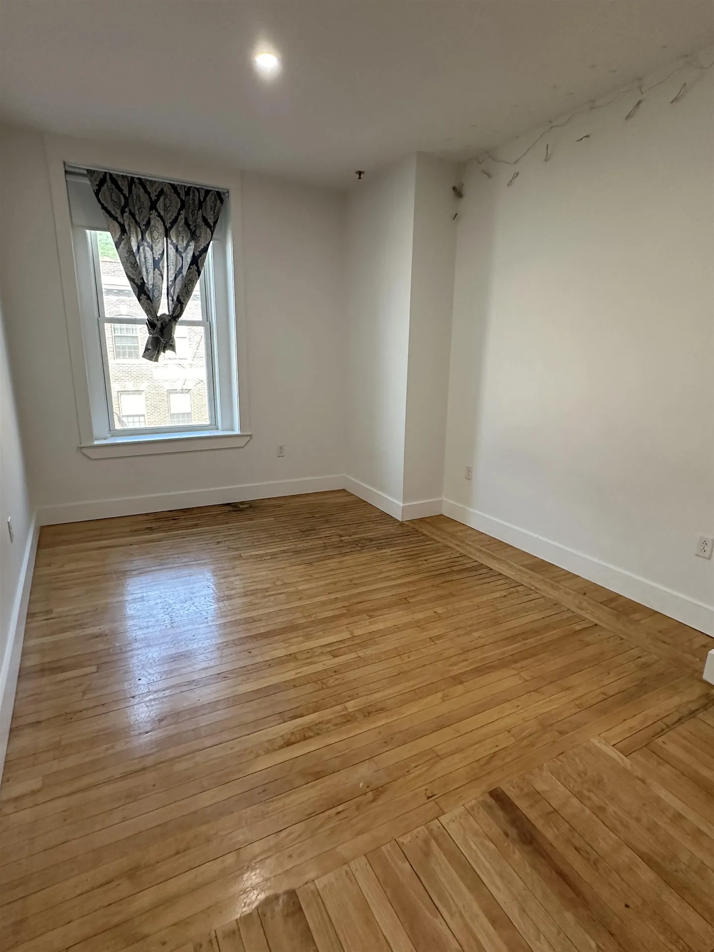 4 Elliot Street Brattleboro VT 05301