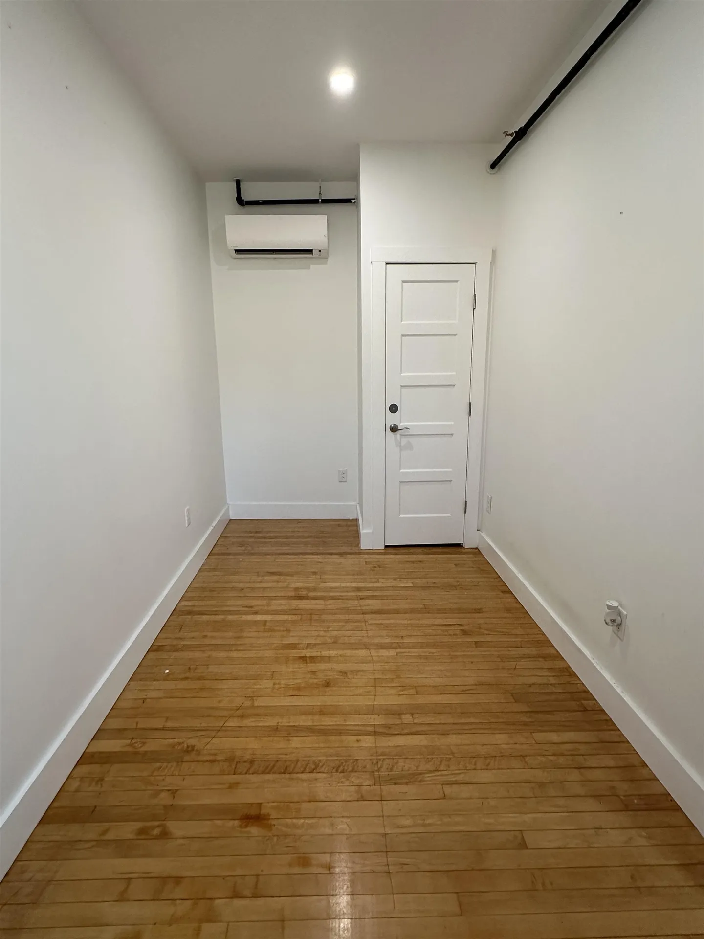 4 Elliot Street Brattleboro VT 05301