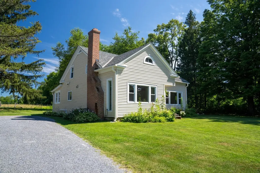 374 Overlea Road Bennington VT 05201