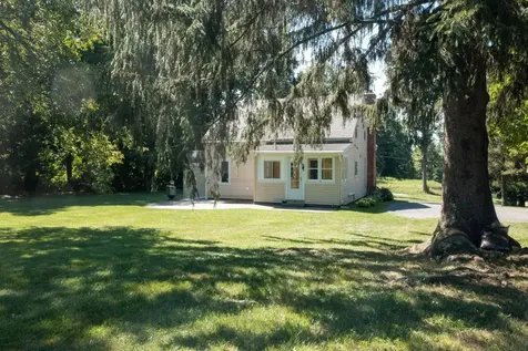 374 Overlea Road Bennington VT 05201