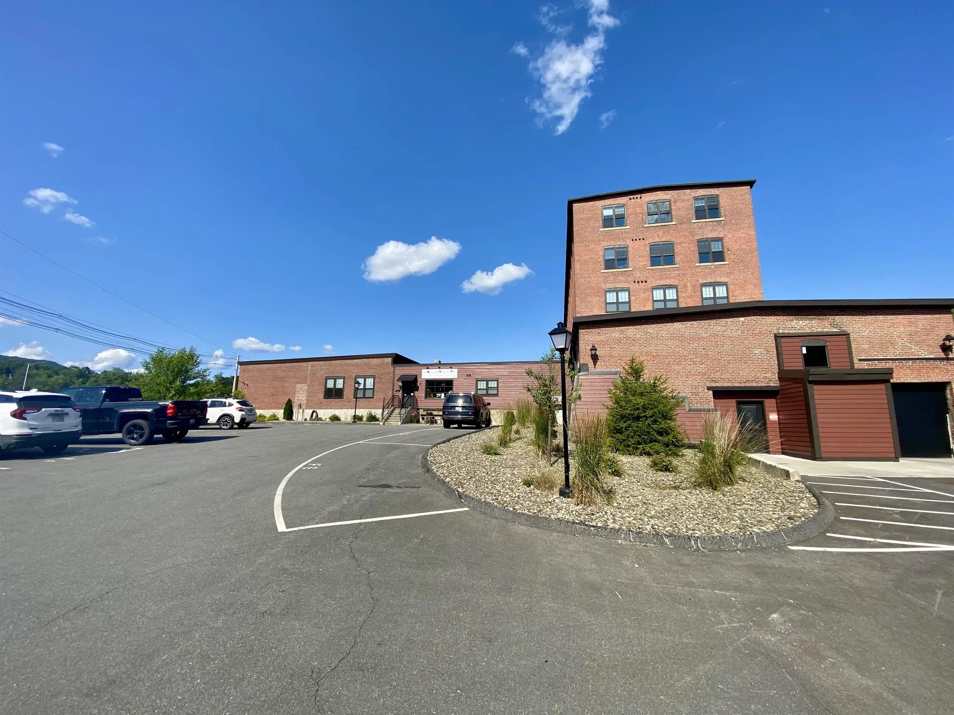 24 Beacon Street Littleton NH 03561