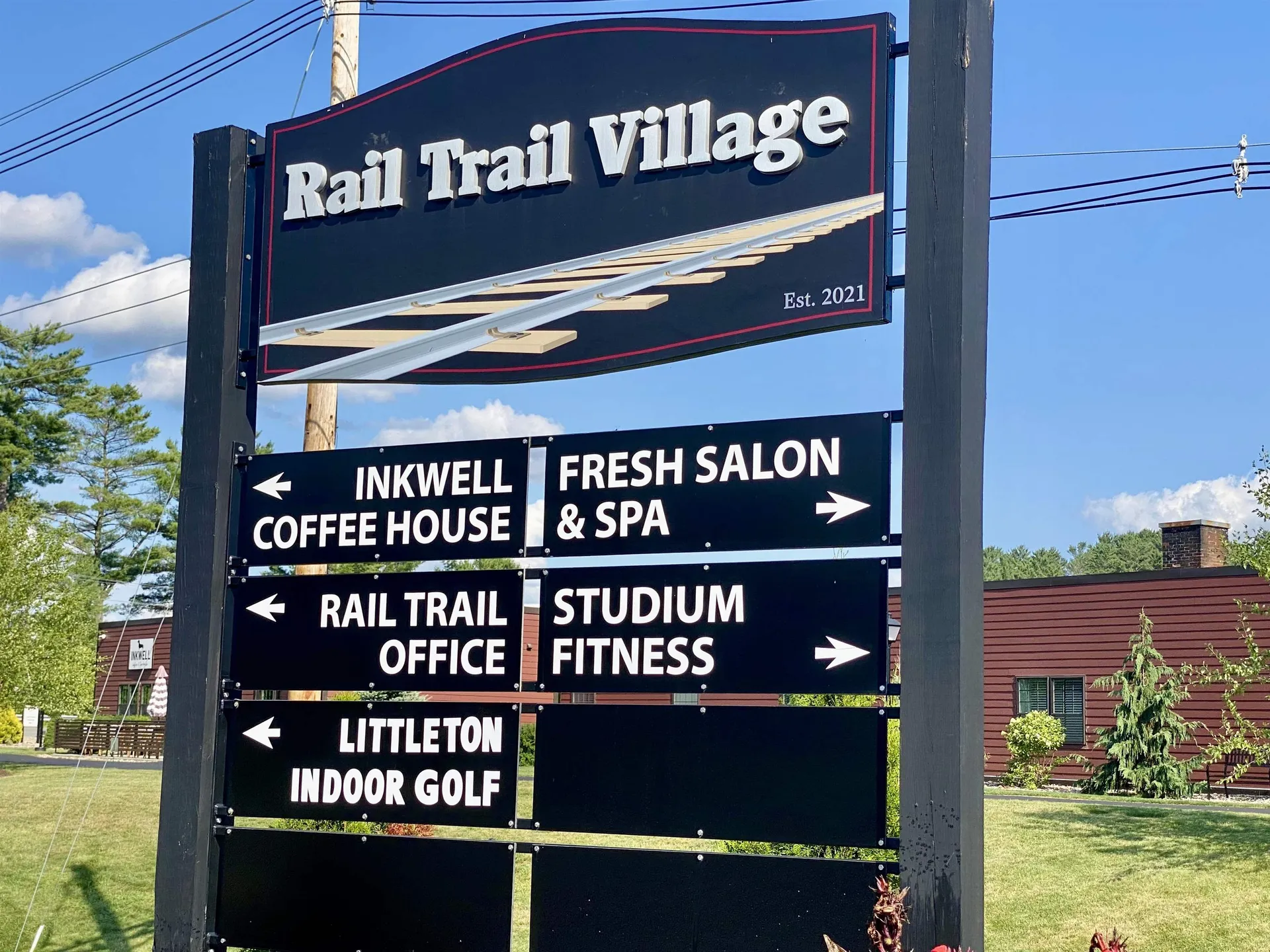 24 Beacon Street Littleton NH 03561