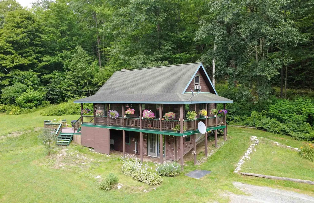 1372 Comerford Dam Road Barnet VT 05821