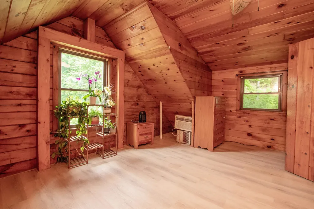 1372 Comerford Dam Road Barnet VT 05821