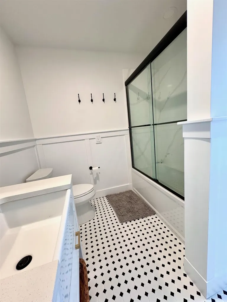 239 Skimobile Road Conway NH 03860