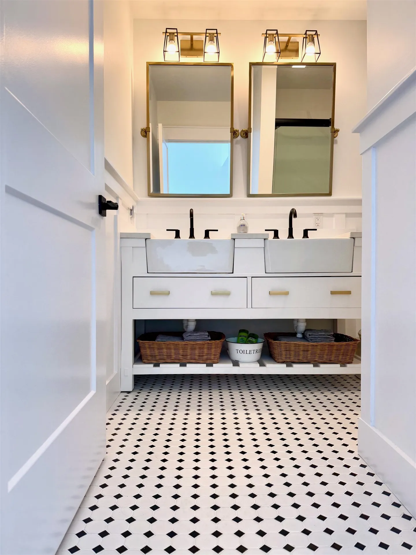 239 Skimobile Road Conway NH 03860