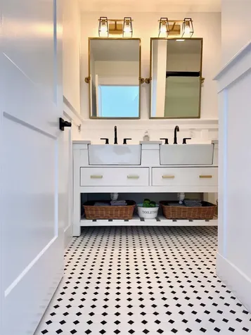 239 Skimobile Road Conway NH 03860